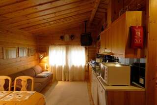 Дома для отпуска Hotel Jeris Log Cabins Муонио Коттедж с сауной и спальней (для 2 взрослых)-6